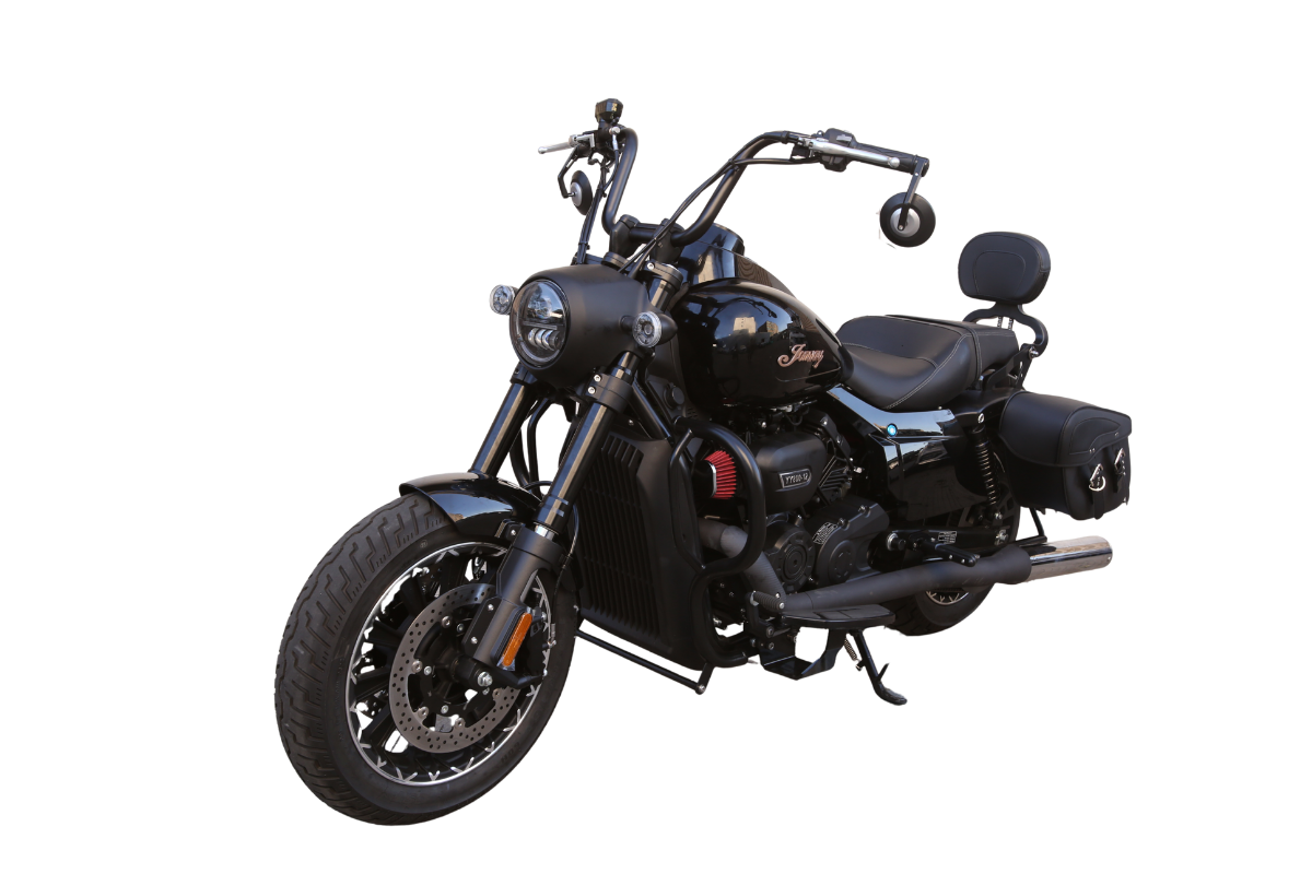 Jonway Traveler 800 cruiser touring V-Twin 800cc con alforjas vista general